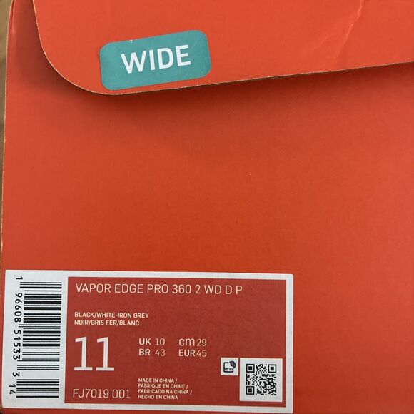 Athletic_Shoes